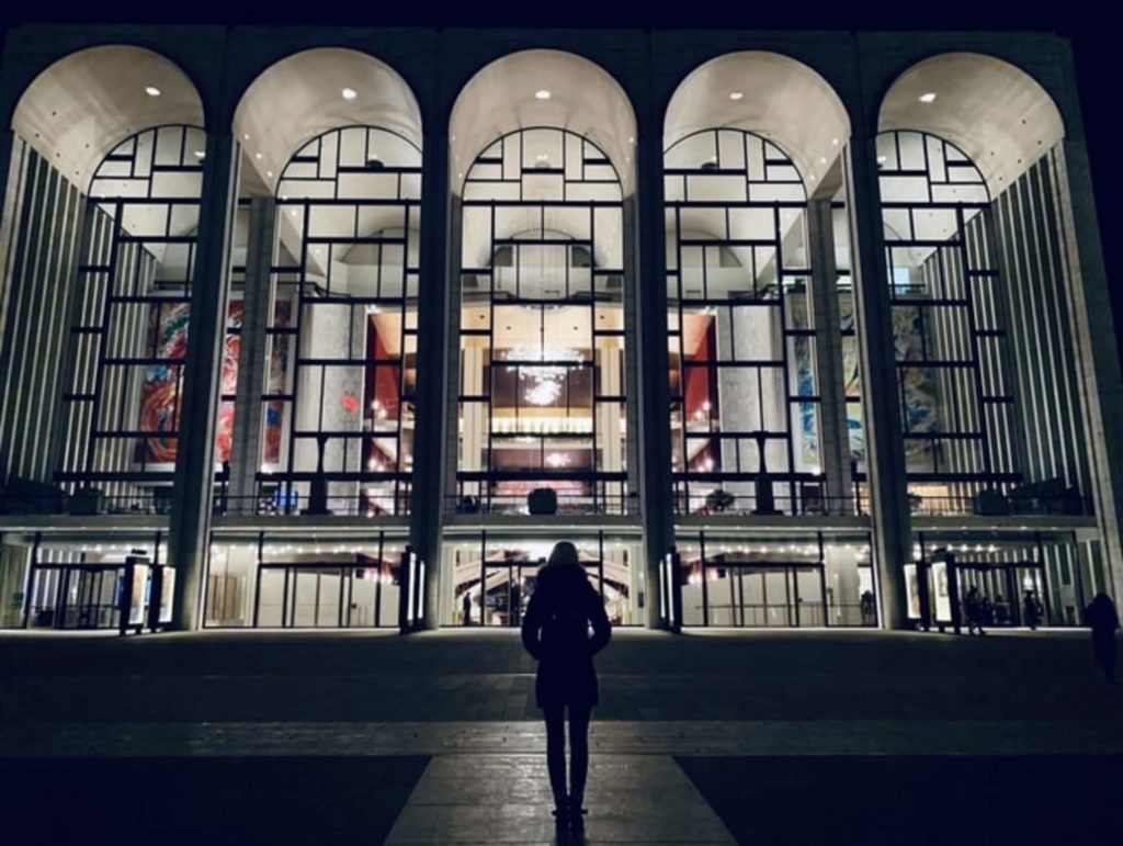 the lincoln center of performing arts lincoln square manhattan nyc